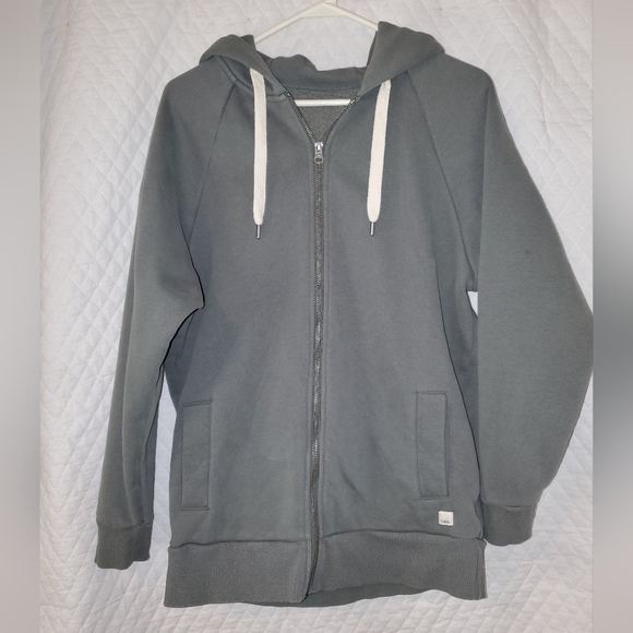 Vuori Restore Hoodie in Dusty Pine - Picture 2 of 9